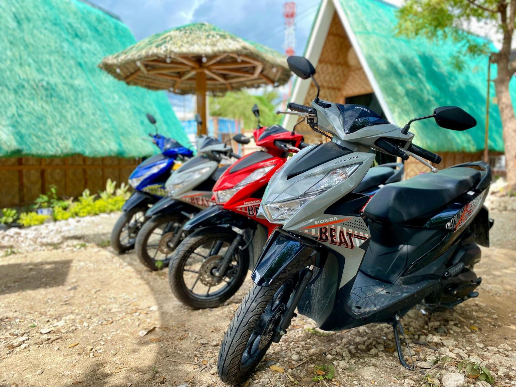 Moalboal Panagsama Beach Topbudz Hostel Bagian luar foto